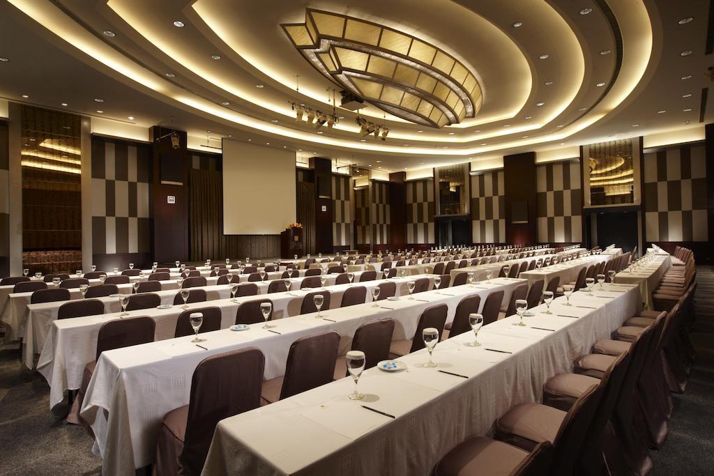 Ambassador Hotel Hsinchu Exterior foto The Grand Ballroom